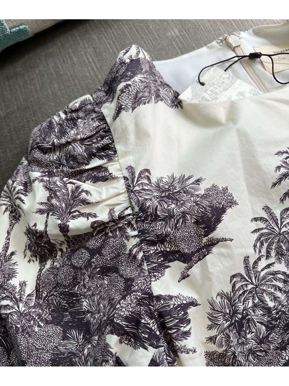 NWT Tuckernuck Toile Long Sleeve Mini Dress Off White Black M - Picture 2 of 7
